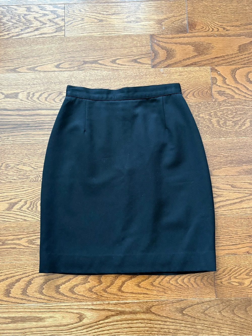 100%Wool Made in Canada 🇨🇦 Vintage Classic Black Women's Pencil Skirt